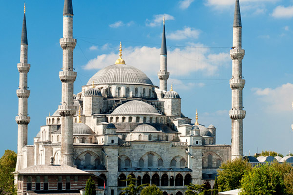 Ajet Flüge Von Berlin Nach Istanbul www.fluege.de